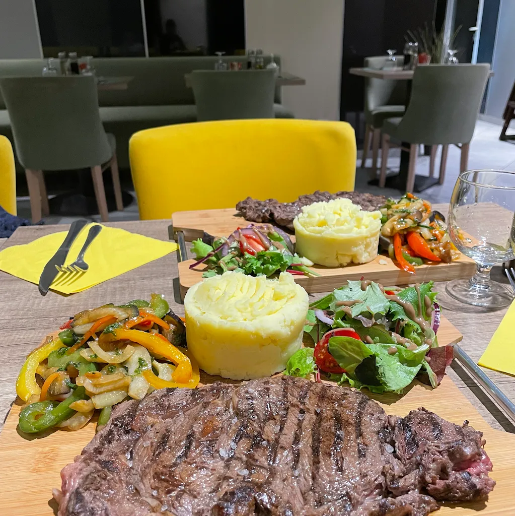 Le Numidia_Marseille_slider_image_3