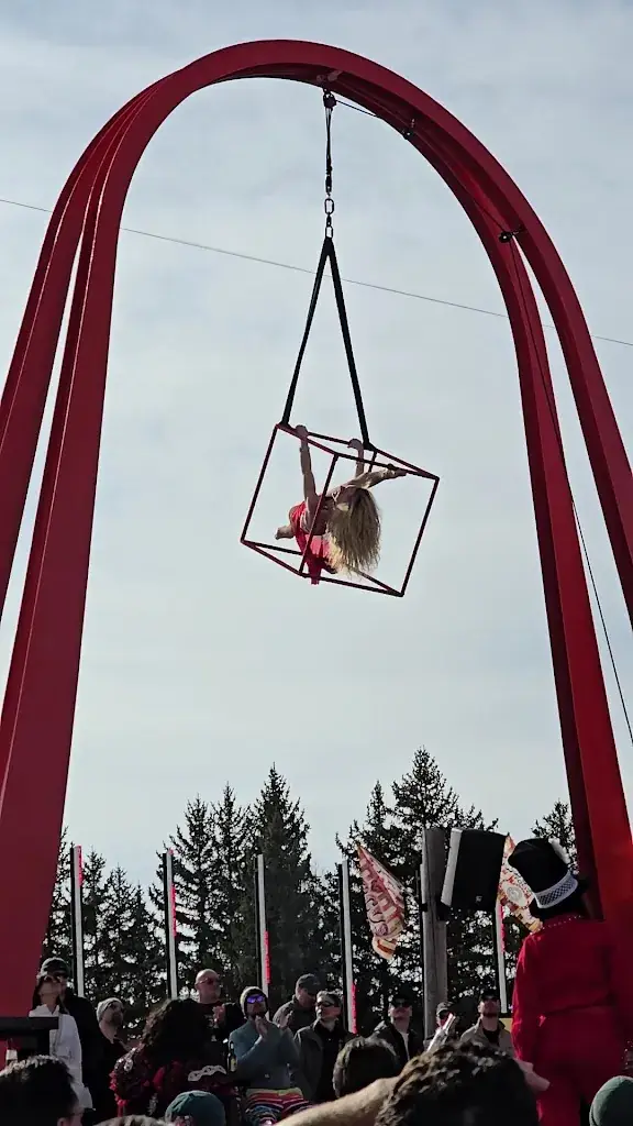 Yulia Likhoy Krivlev_La Folie Douce Les Arcs_Bourg-Saint-Maurice_review