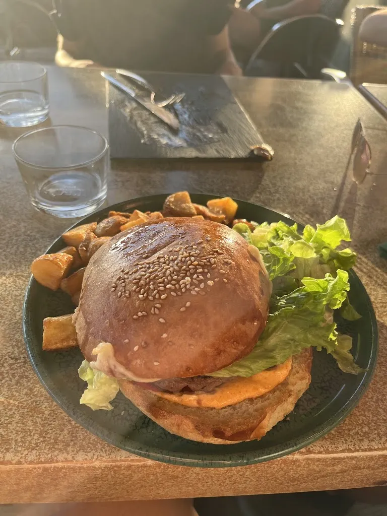 Katarina Drabova_Les Convives Arcs 1800_Bourg-Saint-Maurice_review