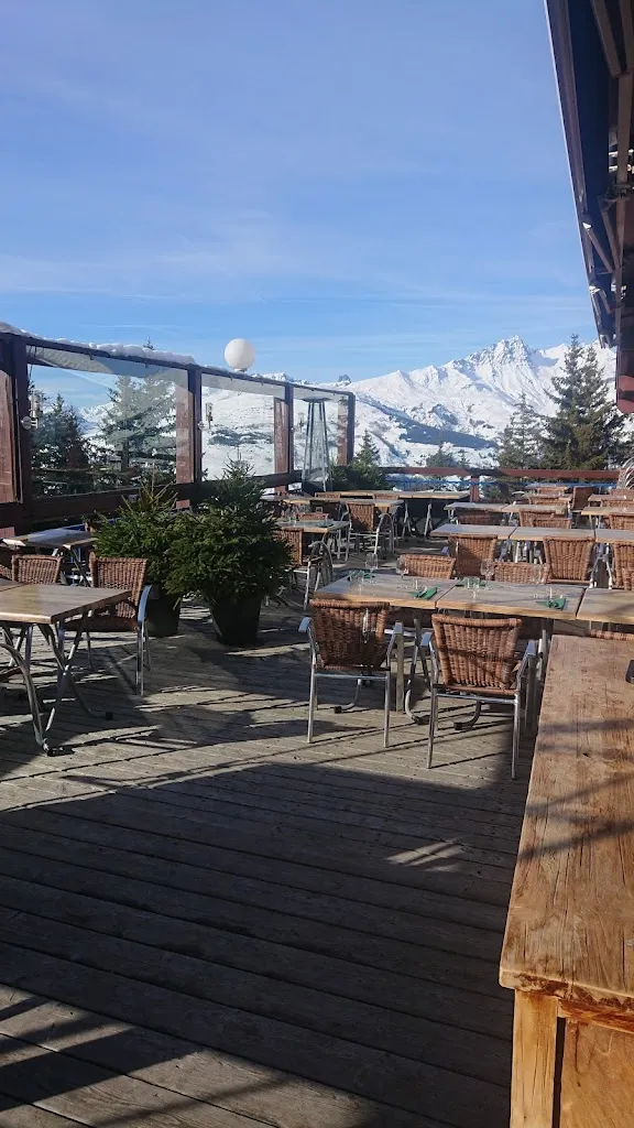 Les Convives Arcs 1800 restaurante en Bourg-Saint-Maurice
