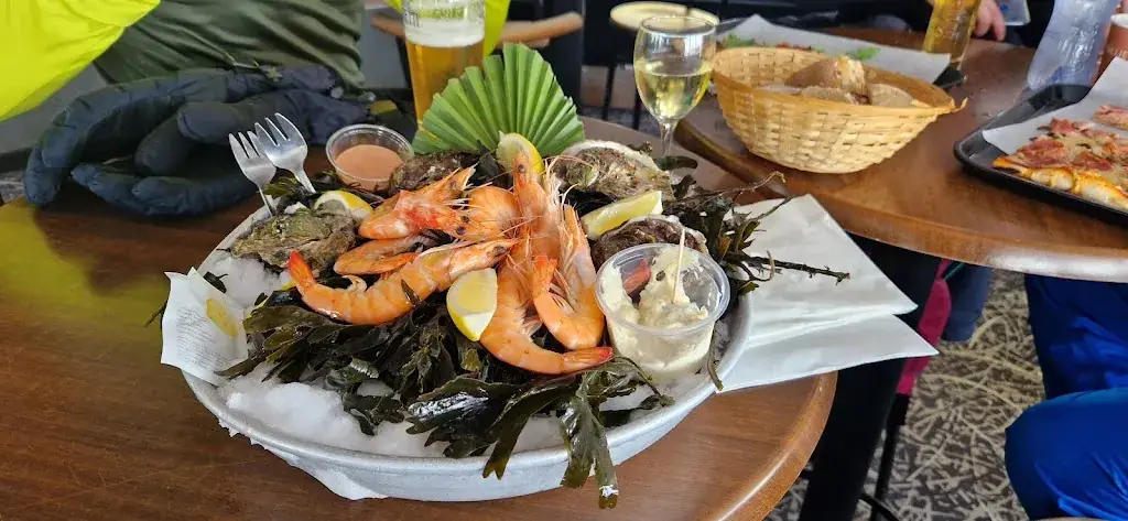 James Ferretti_BULLE CAFE LES ARCS_Bourg-Saint-Maurice_review