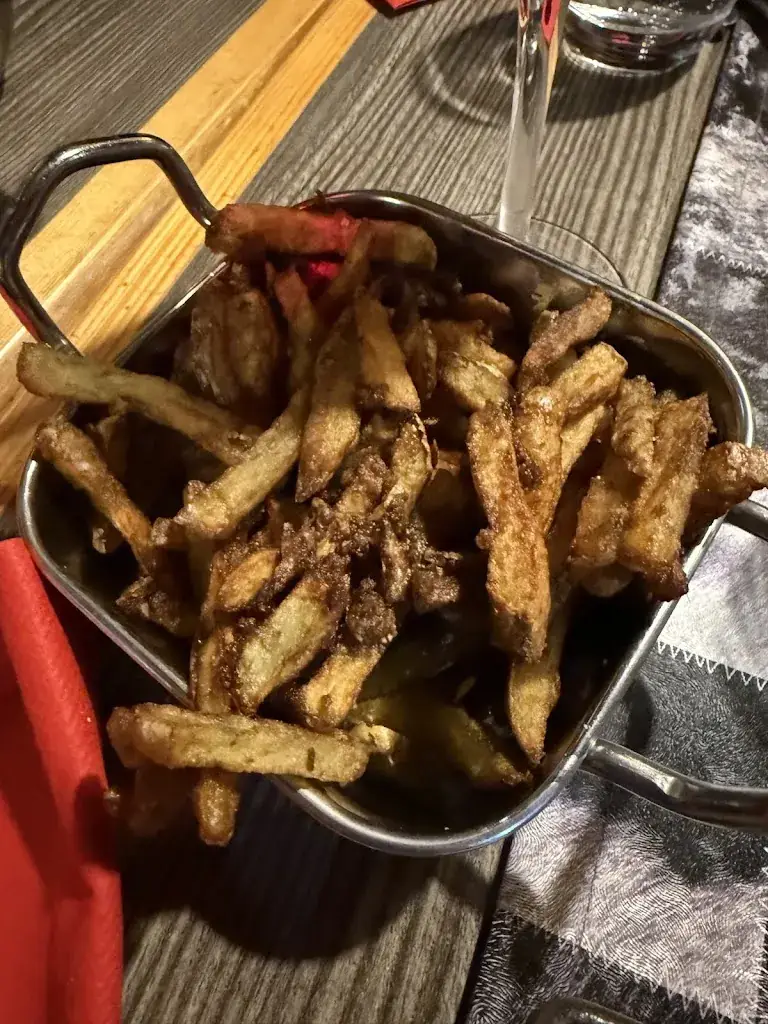 Olivier Cauderlier_La Vache Rouge_Bourg-Saint-Maurice_review