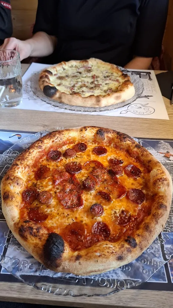 Ian LKWD_l'Agora_Arâches-la-Frasse_review