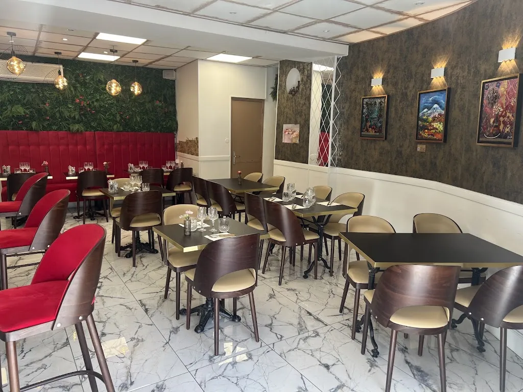 HAYASSA restaurant in Marseille