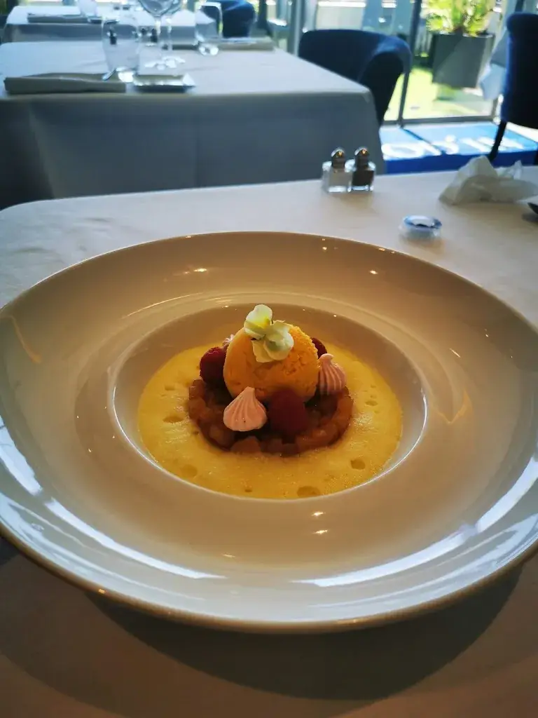 Marcia Bruno_Le Pensez-Y_Marseille_recensione