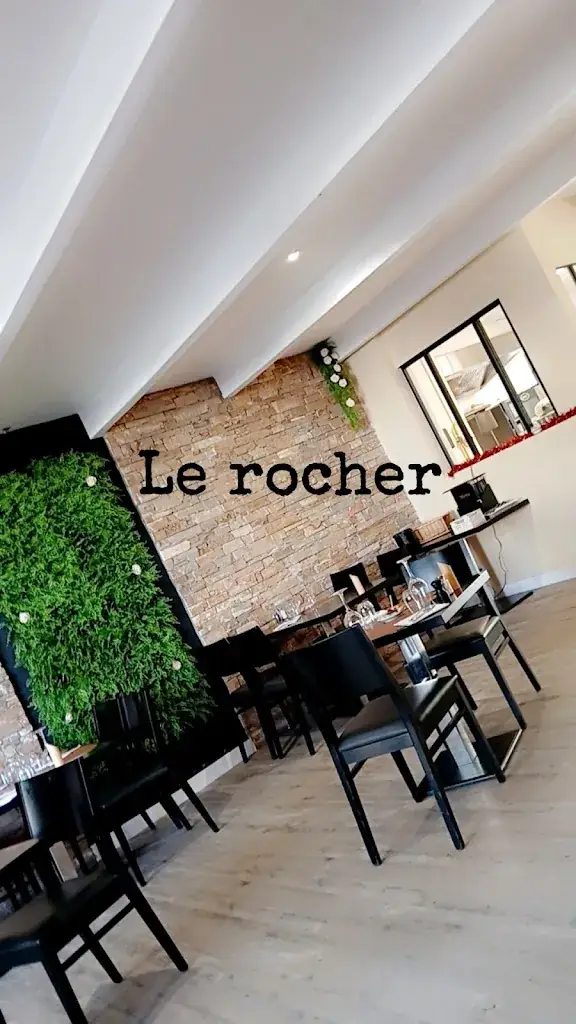 ludivine gob_Le Rocher_Mées_review