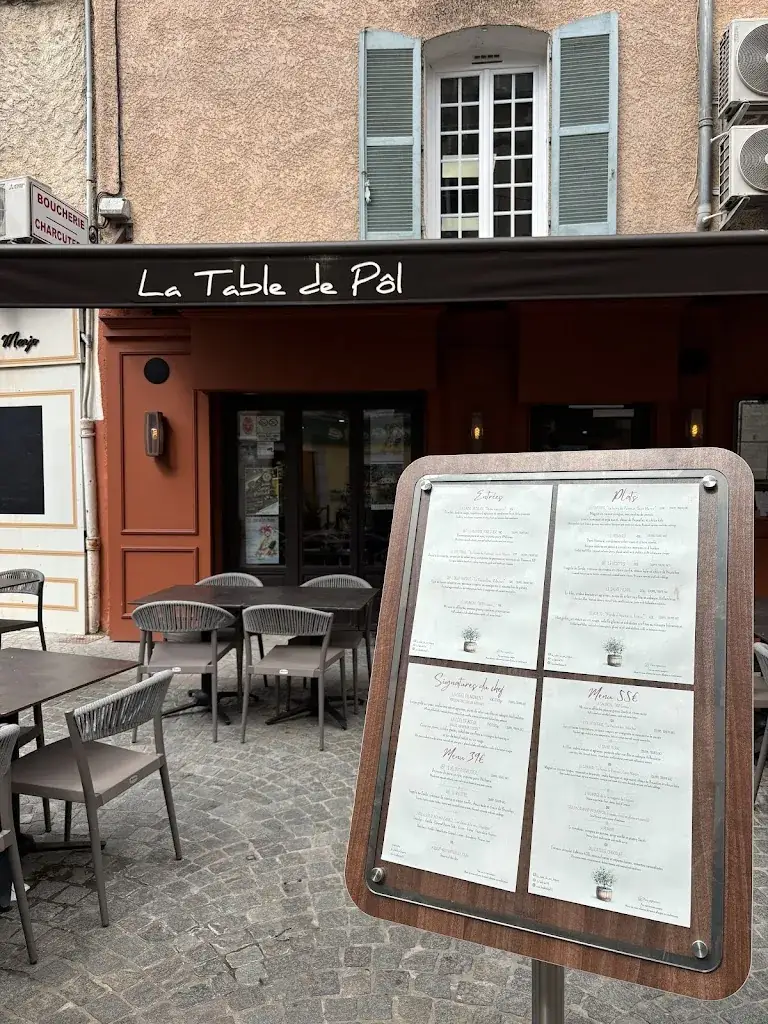 Judith Hilts_La Table de Pol_Lorgues_review