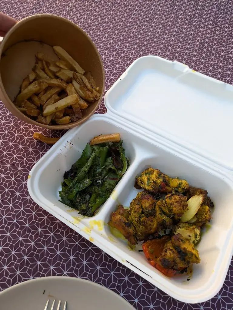 Luc Edourt_RESTAURANT JEROMUS TRAITEUR_Loriol-du-Comtat_review