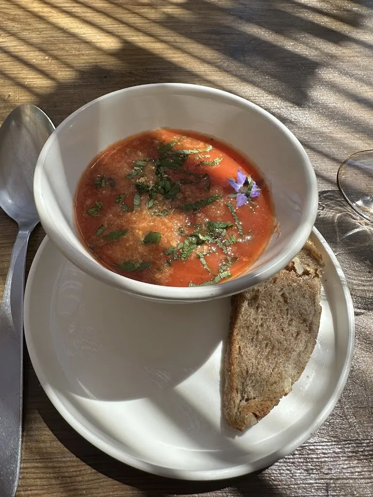 Colin Burns_Le Jardin_Levens_review