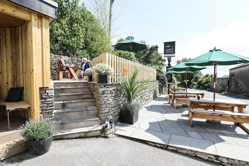 Hare & Hounds restaurant in Kingdom