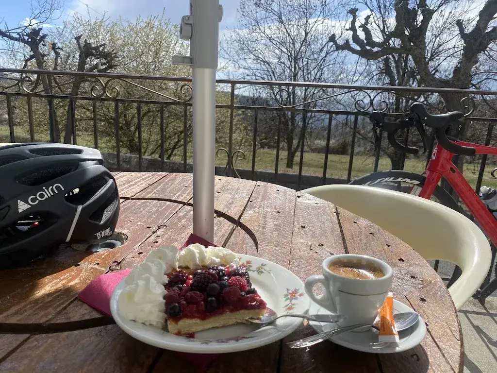 Oisin King_Buvette Col de Braus ''chez Toine''_Lucéram_review