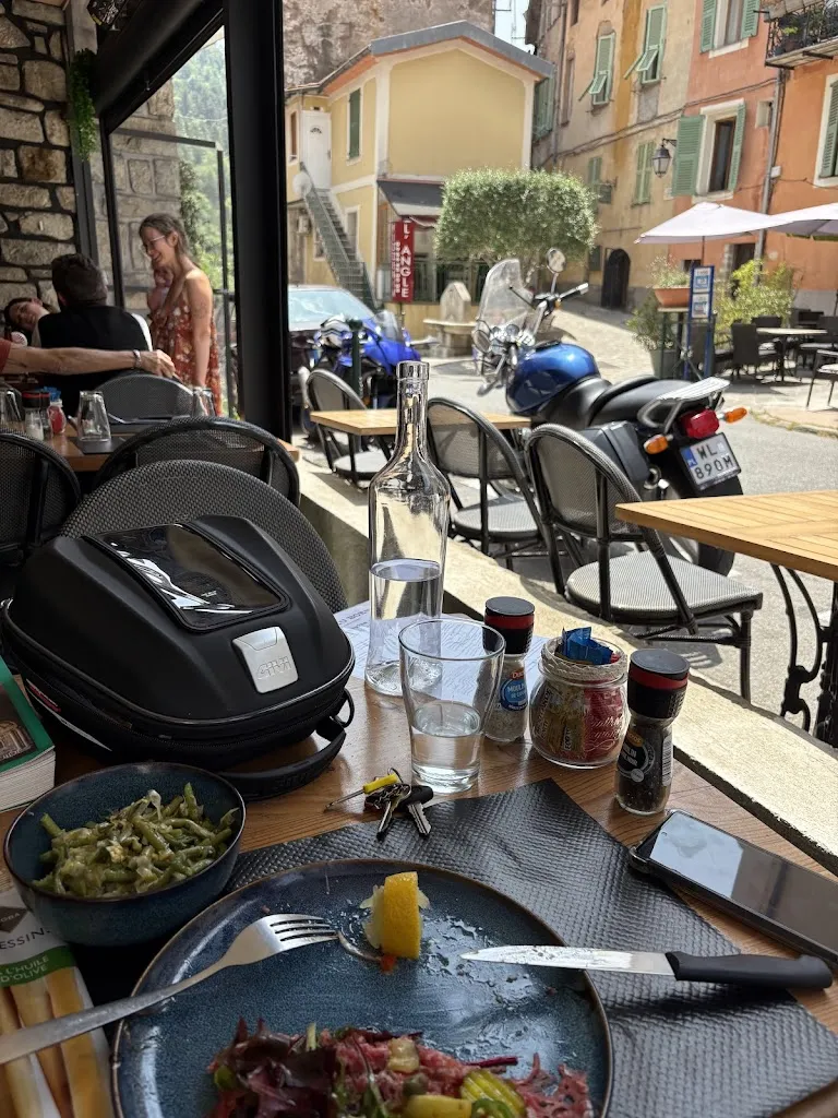 Michael Wodzicki_Boucherie Du Coq au Boeuf_Lucéram_review