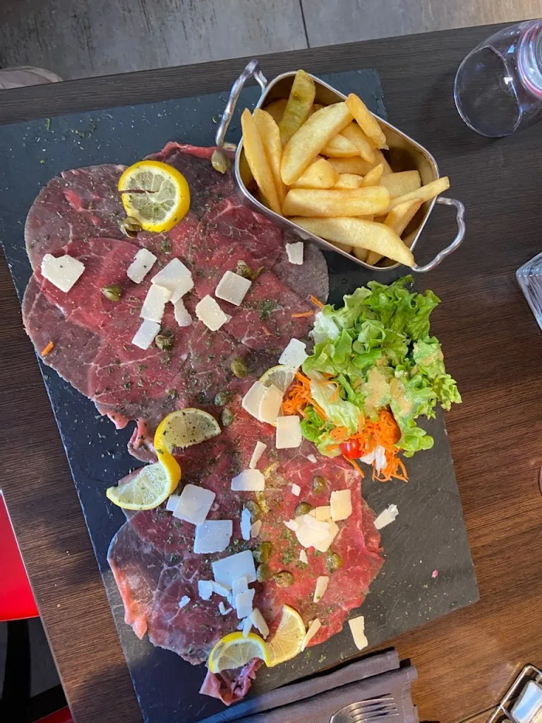 Restaurant-grill La Vieille Mairie_Pontcharra_slider_image_2