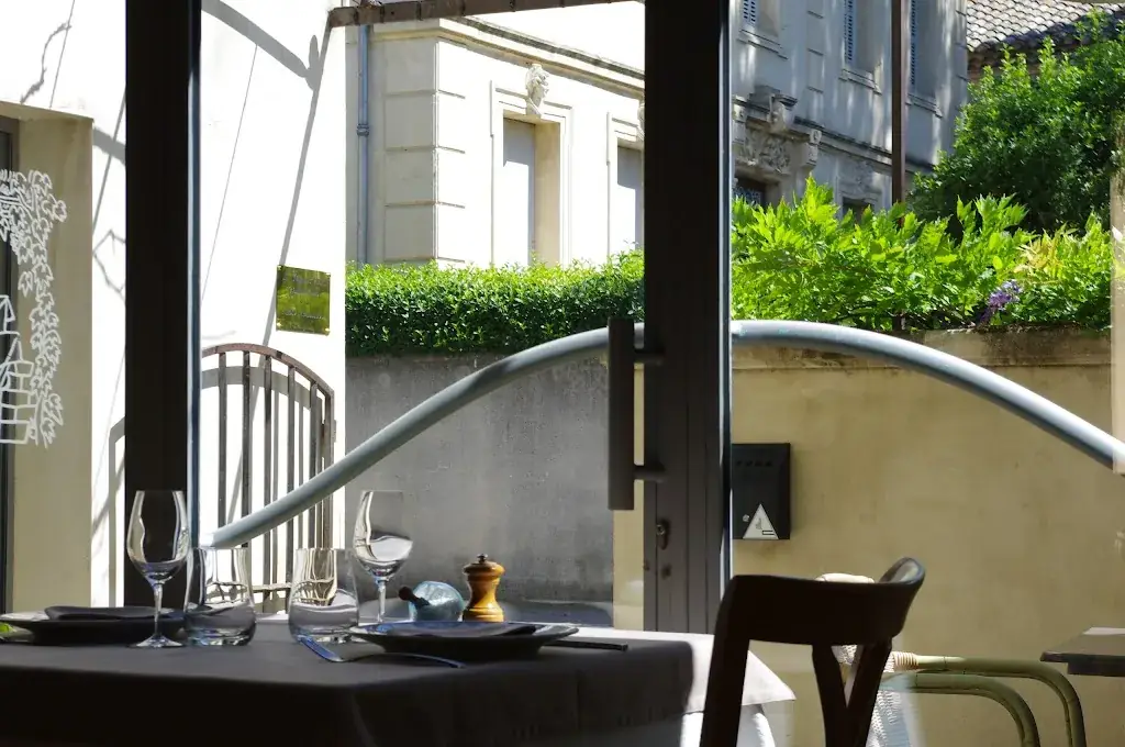 Restaurant L'Oustalet Maianen restaurant in Maillane