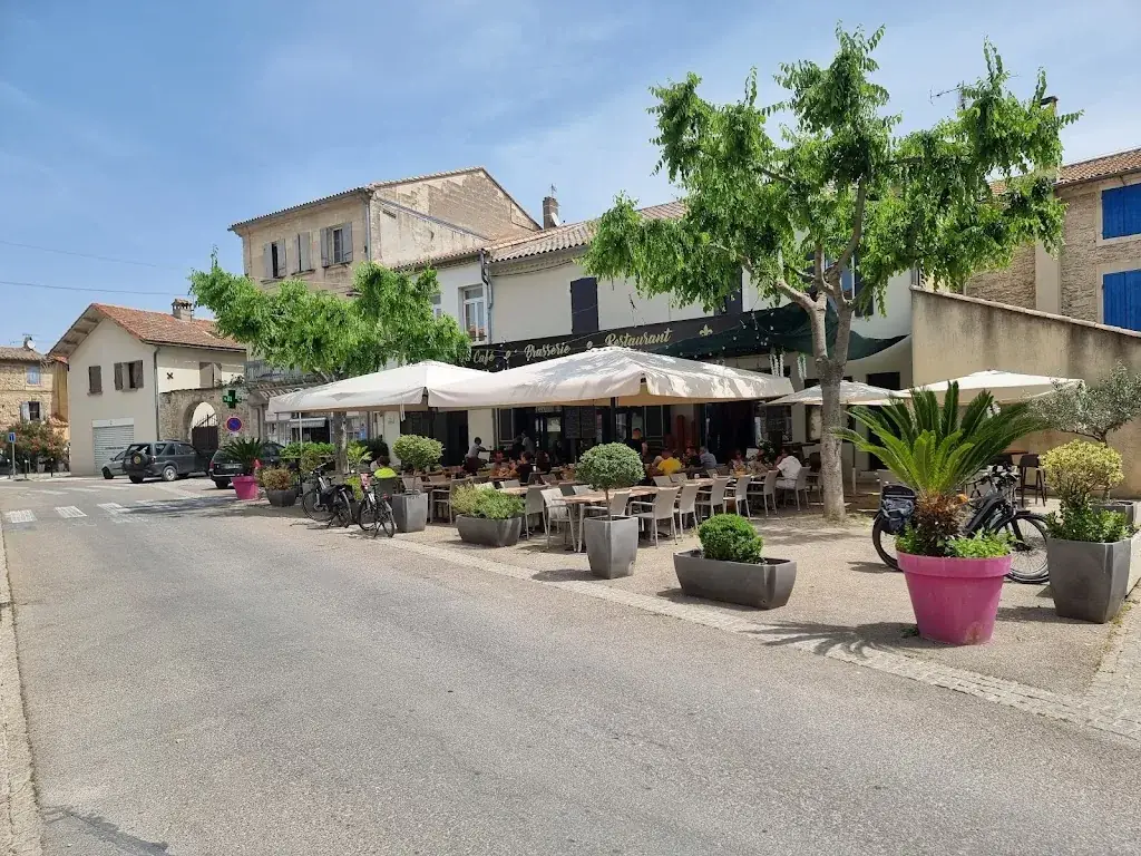 Dean Memory_Café Du Progrès_Maillane_review