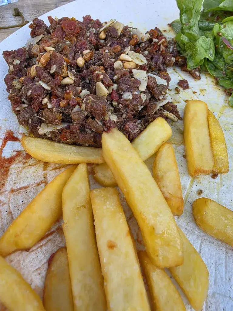 Sebastien Nepveu_Café Du Progrès_Maillane_review