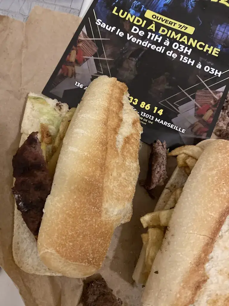 Aouadi Ines_La Grillade du Dôme_Marseille_review