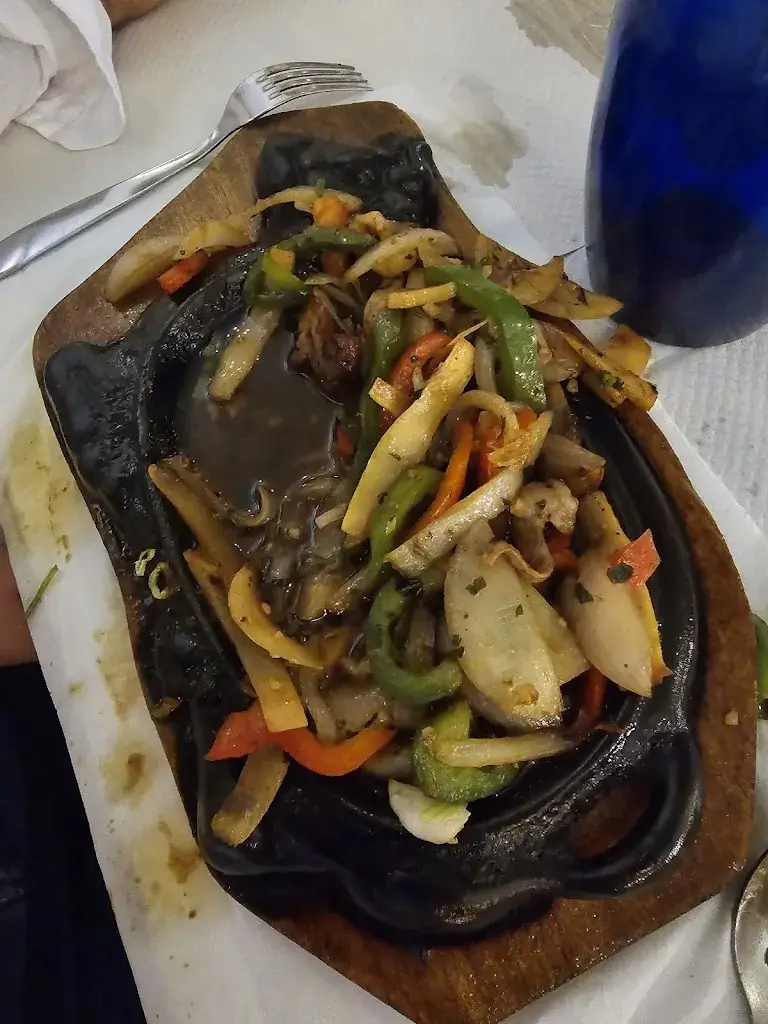 monica mollon_Hong Kong 3_Marseille_review