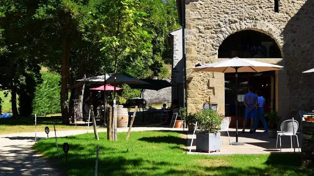 Restaurant La Reine des Prés_Mane_slider_image_3