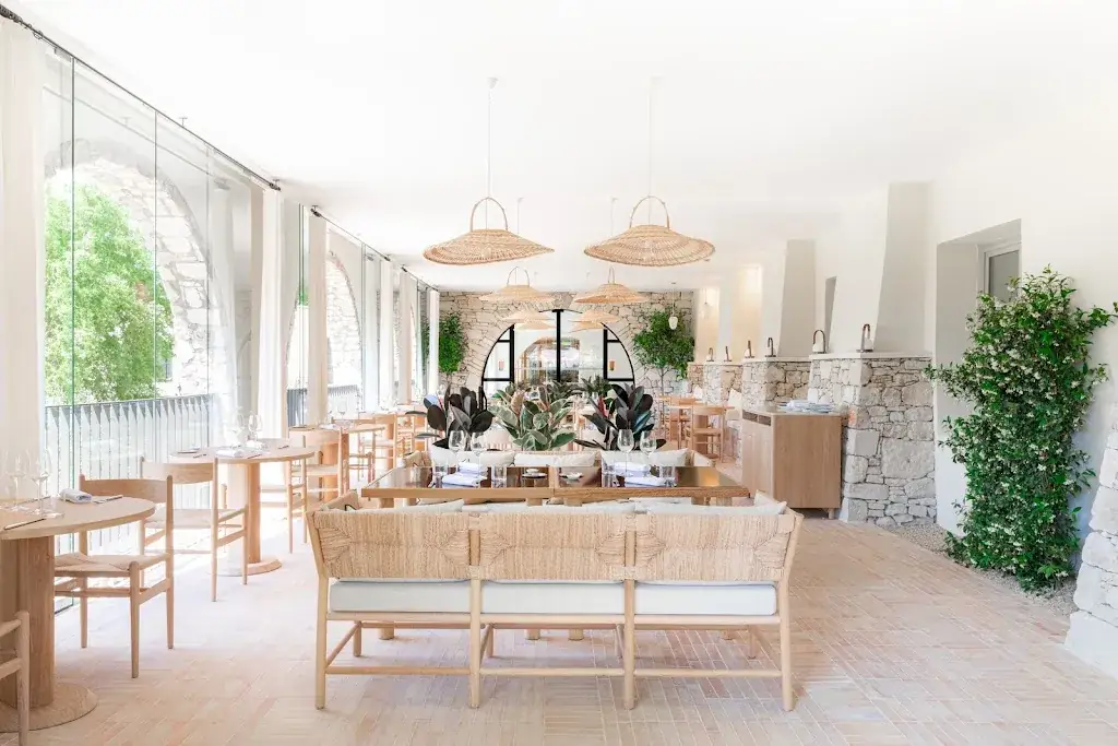 Pamparigouste_Mane_slider_image_1