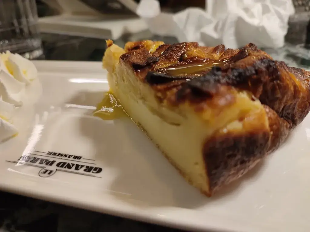 Francesc Romà i Frigolé_Le Grand Paris_Manosque_review