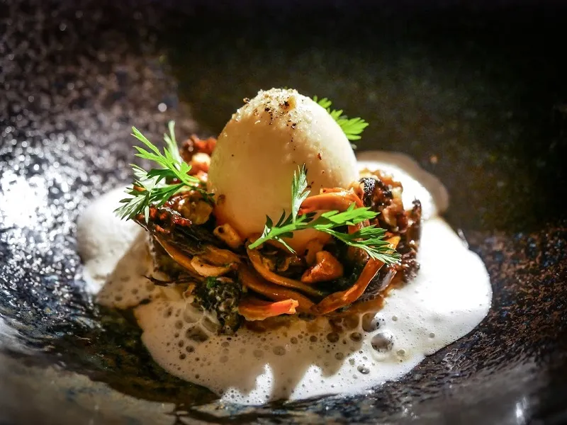 La Poule Noire_Marseille_slider_image_3