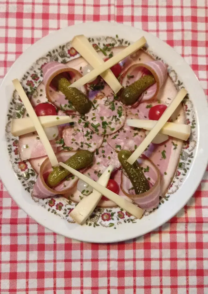 LES MOILLES Buvette d'alpage_Haut-Intyamon_slider_image_3