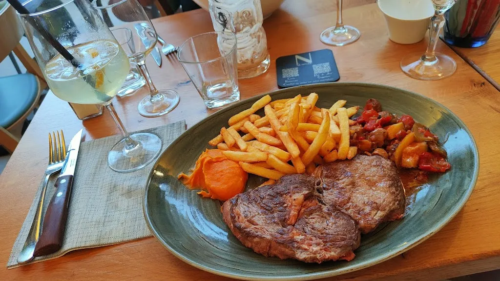 Le Néapolis_Mandelieu-la-Napoule_slider_image_3