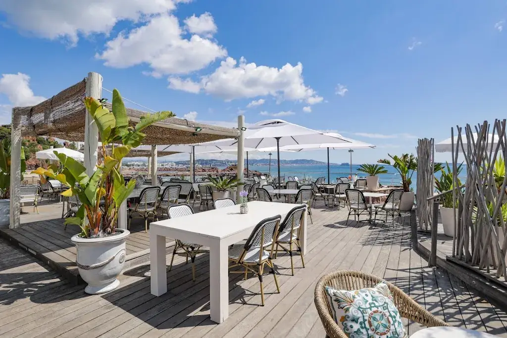 Le Repère Restaurant in Mandelieu-la-Napoule