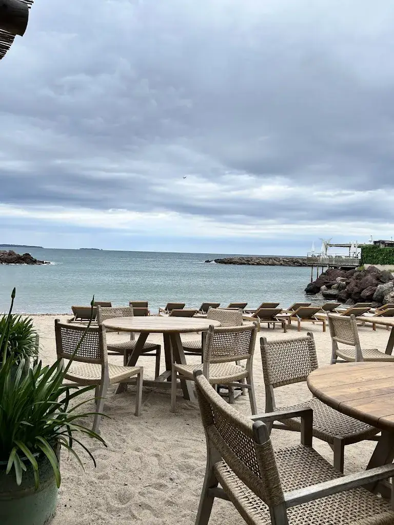 BAIA PLAGE Restaurant in Mandelieu-la-Napoule