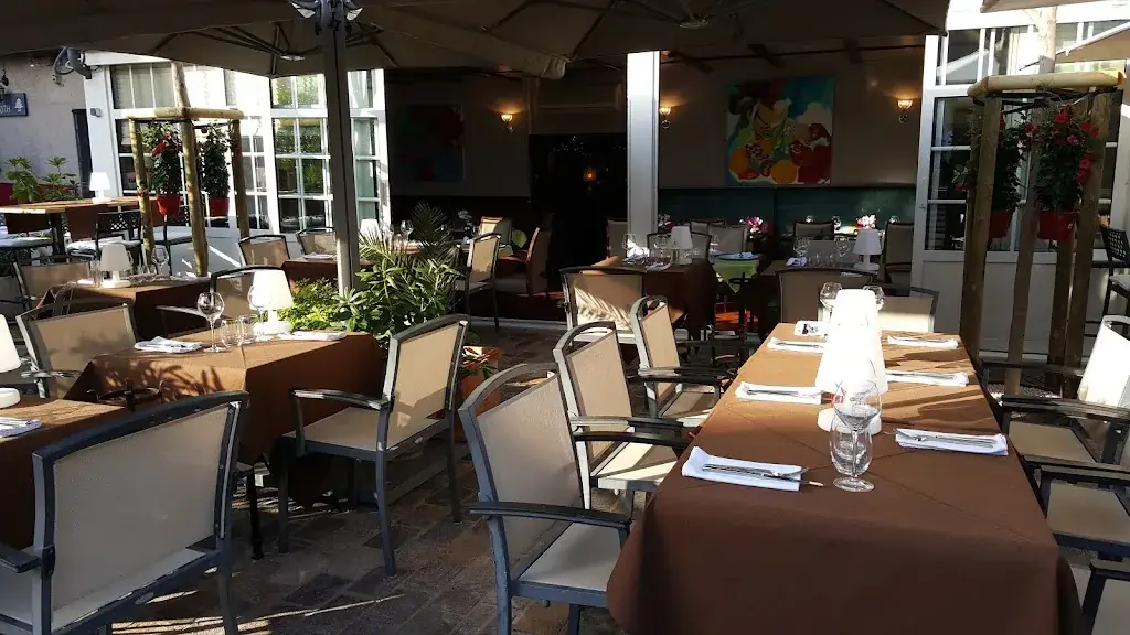 Restaurant Les Bartavelles - Mandelieu-la-Napoule ristorante a Mandelieu-la-Napoule
