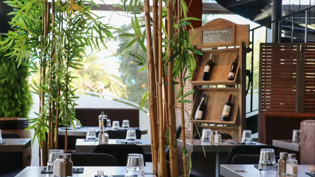 Le Saint Charles restaurant à Mandelieu-la-Napoule