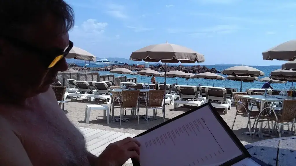 Sandra Moody_Plage des Îles - Restaurant Mandelieu-la-Napoule_Mandelieu-la-Napoule_Bewertung