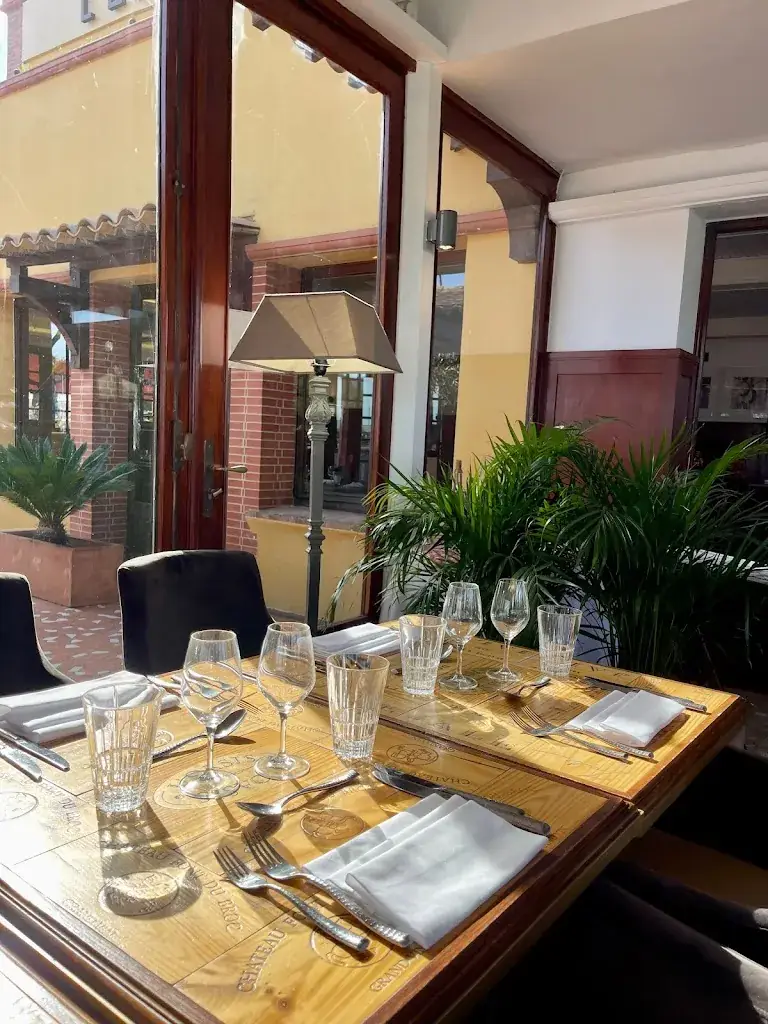 Bistrot de L'Oasis restaurant in Mandelieu-la-Napoule