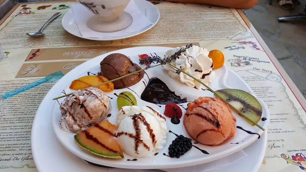 Cascade des Glaces_Mandelieu-la-Napoule_slider_image_3