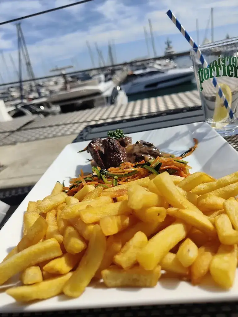 La Voile Bleue - Restaurant Mandelieu-la-Napoule_Mandelieu-la-Napoule_slider_image_2