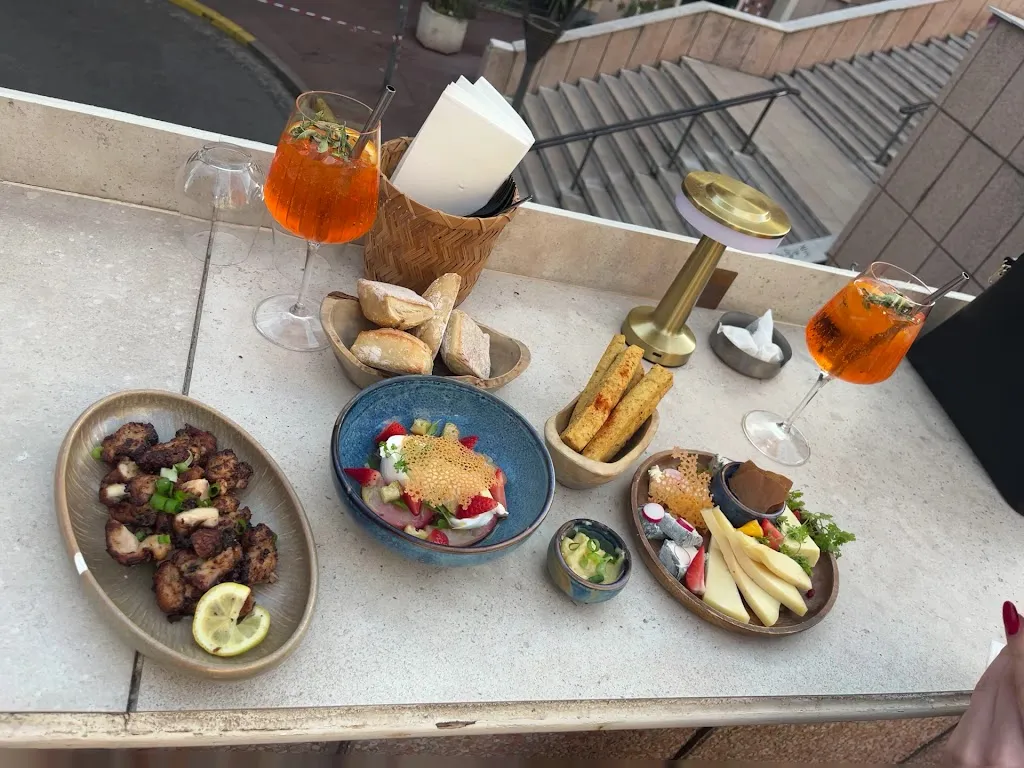 La Pagaille Restaurant, Lounge & Cocktail_Marseille_slider_image_2