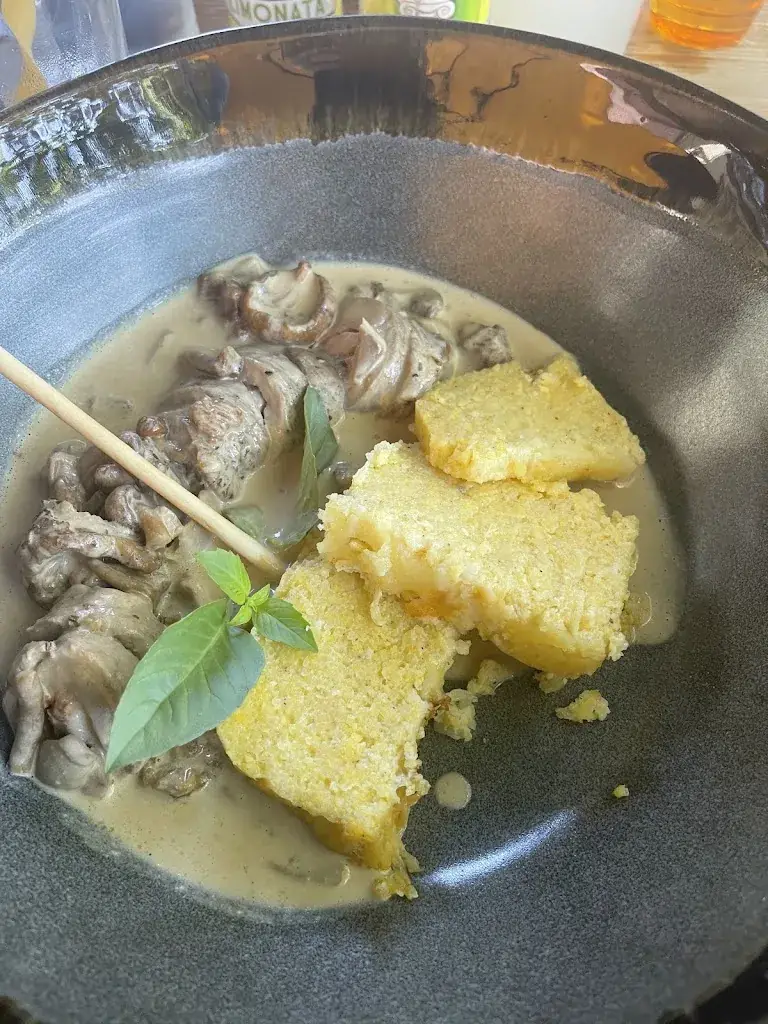 Joris Peels_Casa PAZOLI_Martigues_review