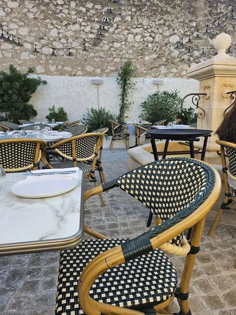 Le Coude à Coude Marseille_Marseille_slider_image_1