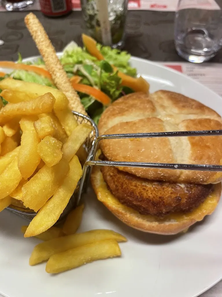 Clément Labarriere_La Guinguette du Lac_Pierrelatte_review