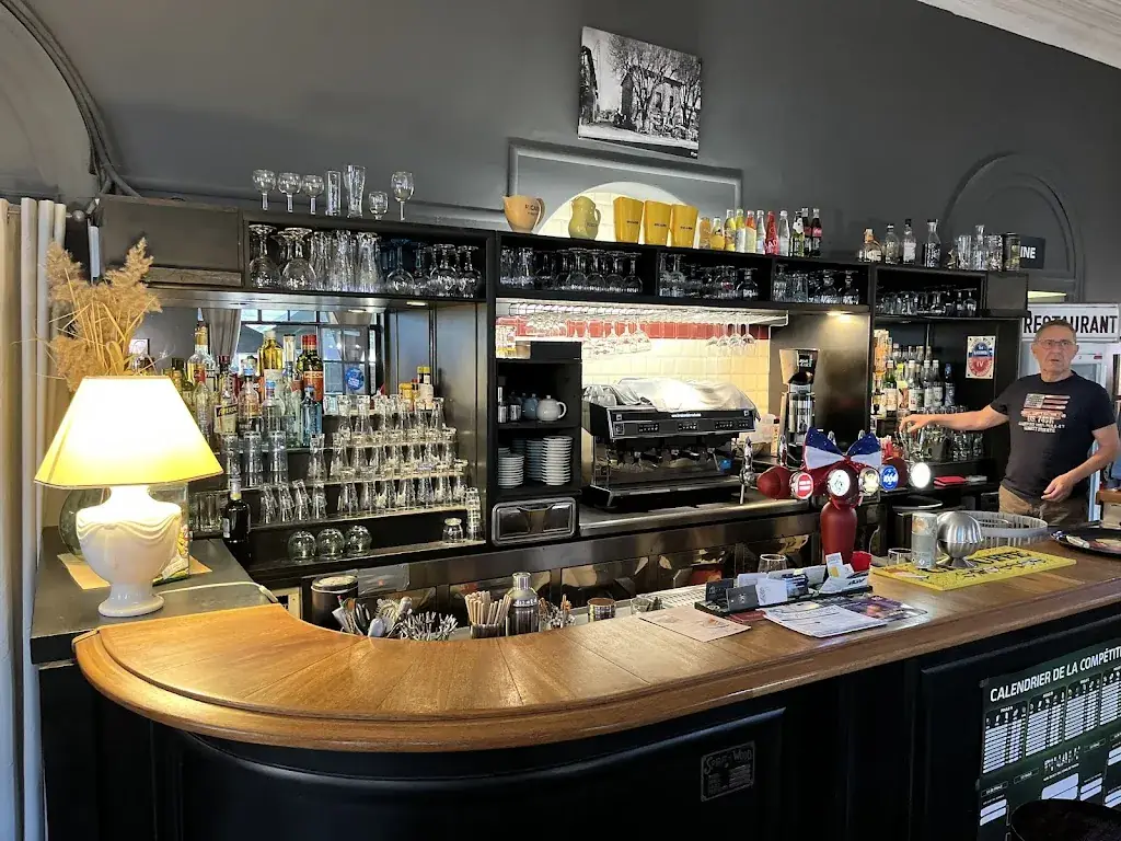 Brice Sokolowski_Bistrot Brasserie - Le Siècle - Mazan_Mazan_review