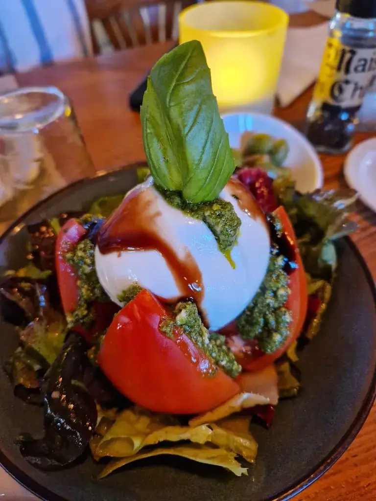 La Maison Des Chimères_Mazan_slider_image_2