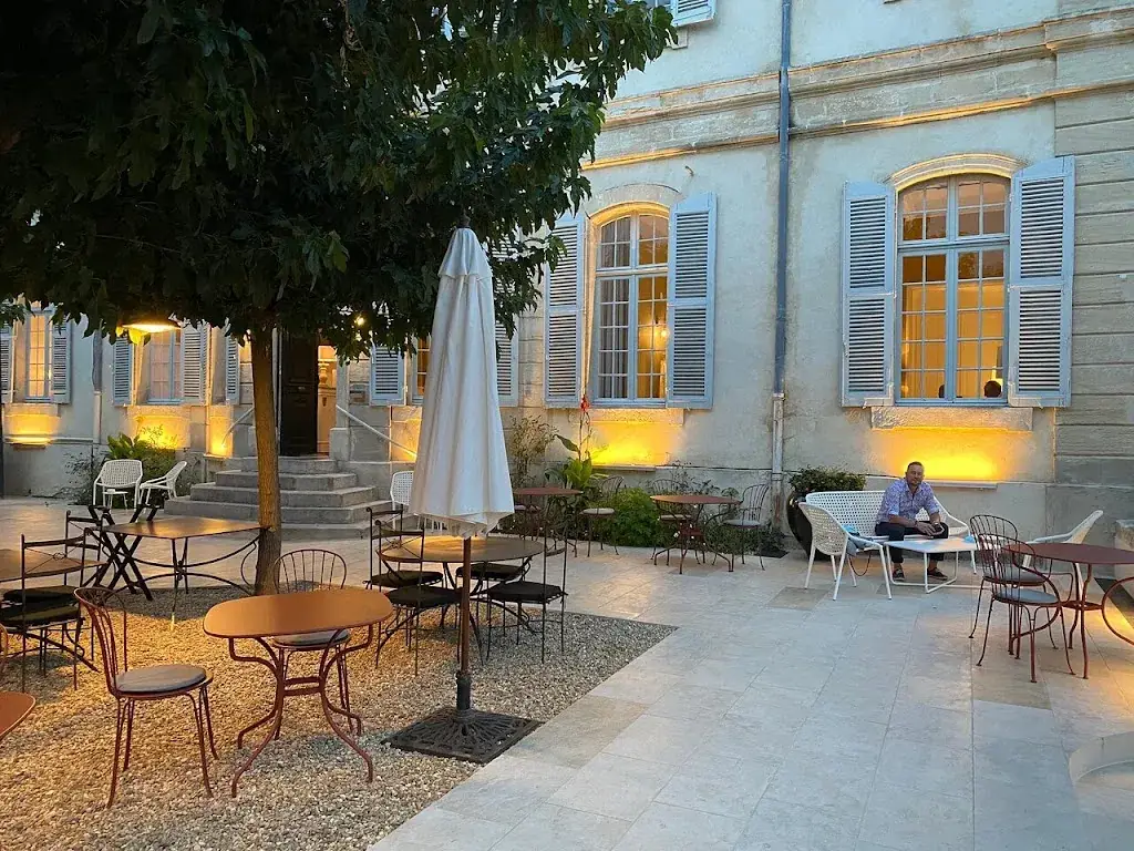 La Cour du Château_Mazan_slider_image_3