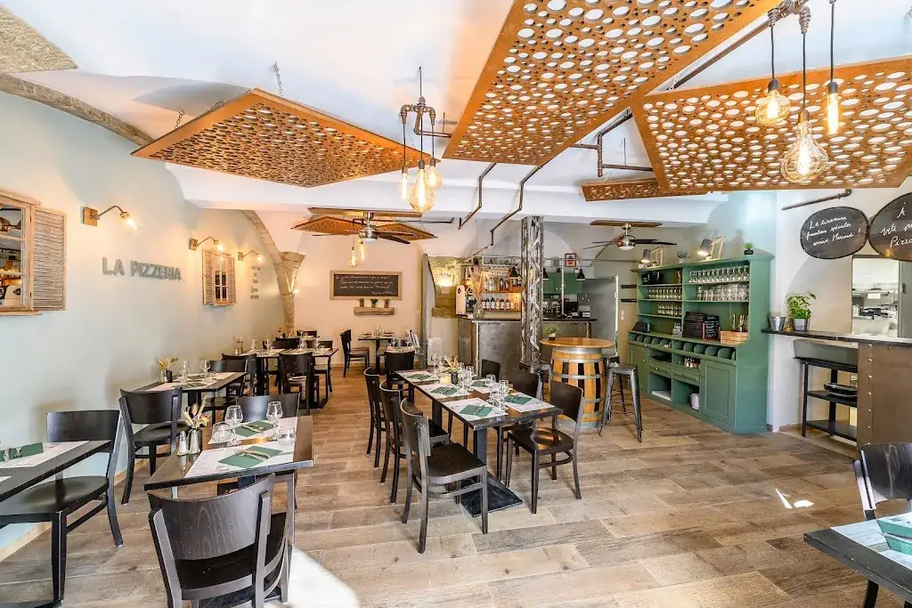 Restaurant La Pizzeria Restaurant in Mazan