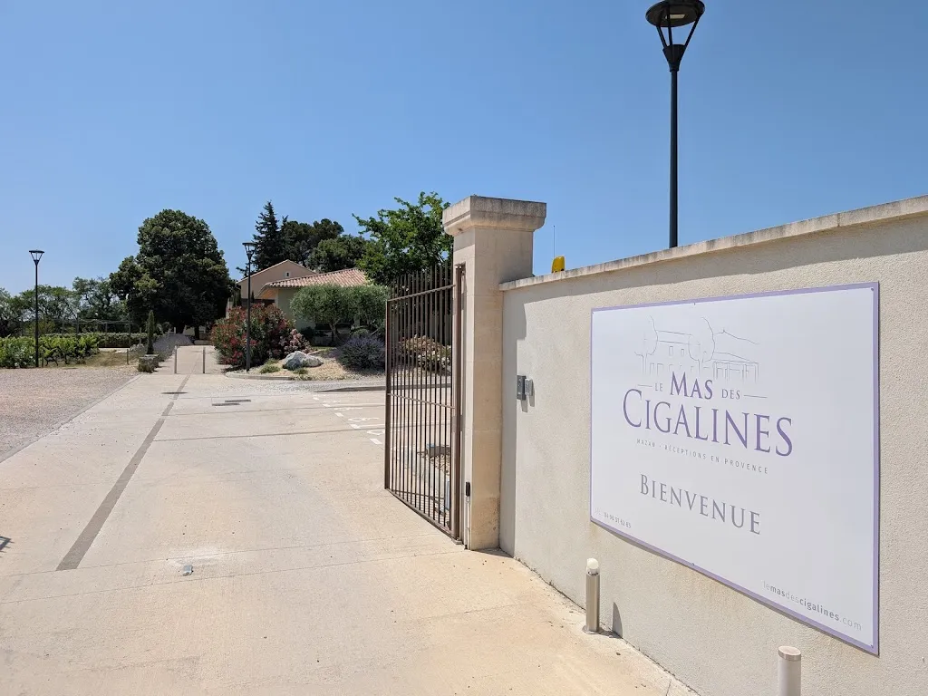 N. Vin_Le R restaurant Mazan_Mazan_review