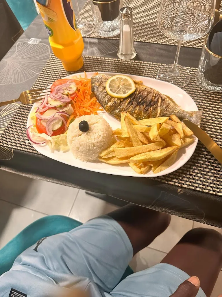 MORABEZA CAFÉ_Marseille_slider_image_2