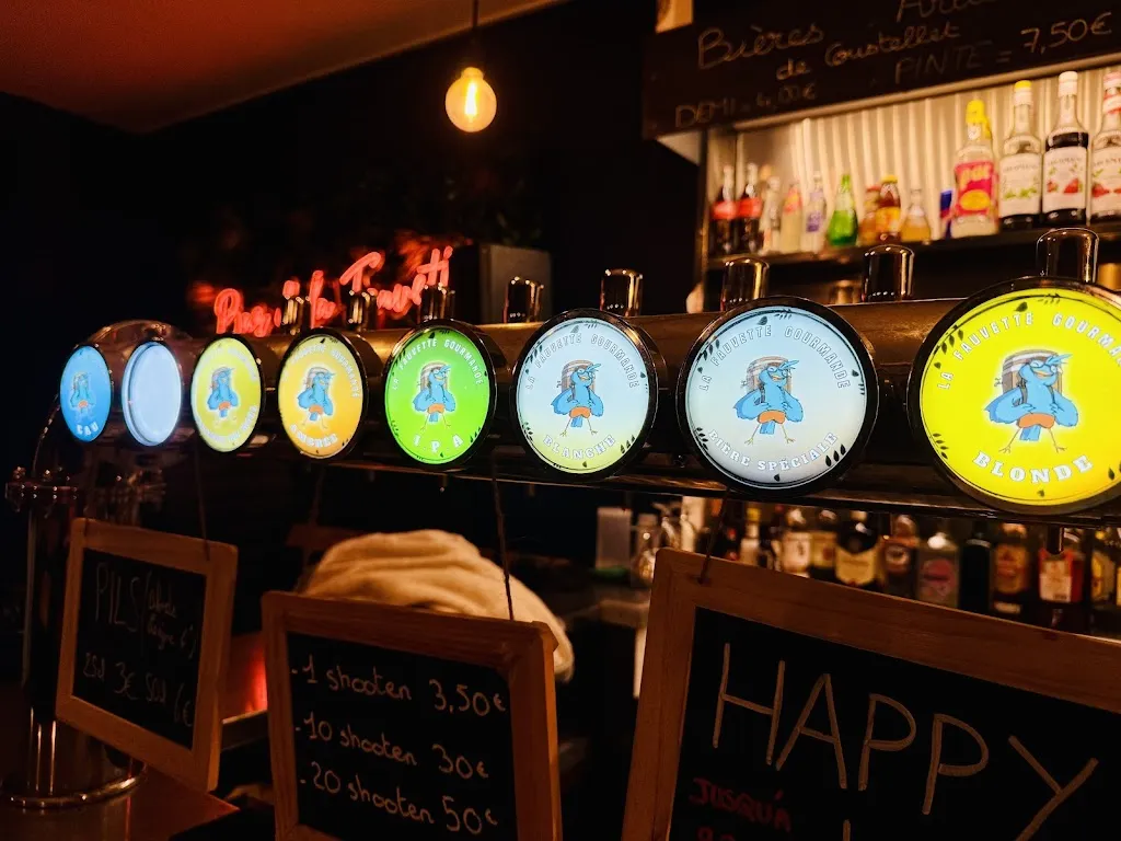 Karl Marx_Bar de la fauvette_Maubec_Bewertung