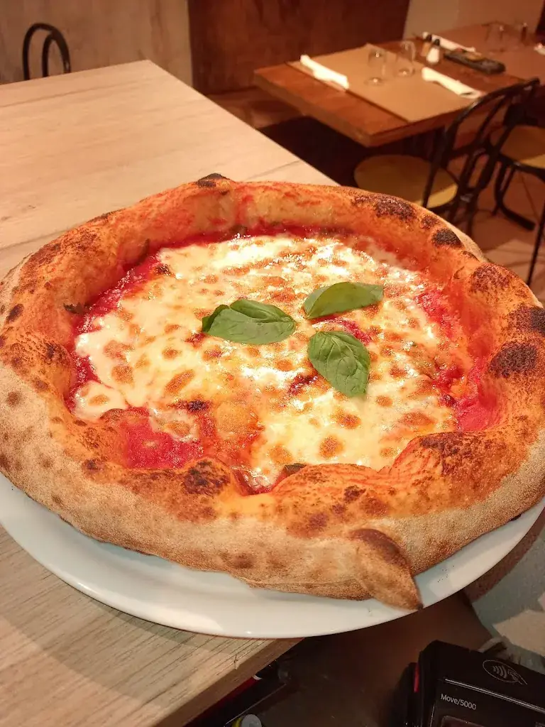 Le Napoli_Pierrelatte_slider_image_3