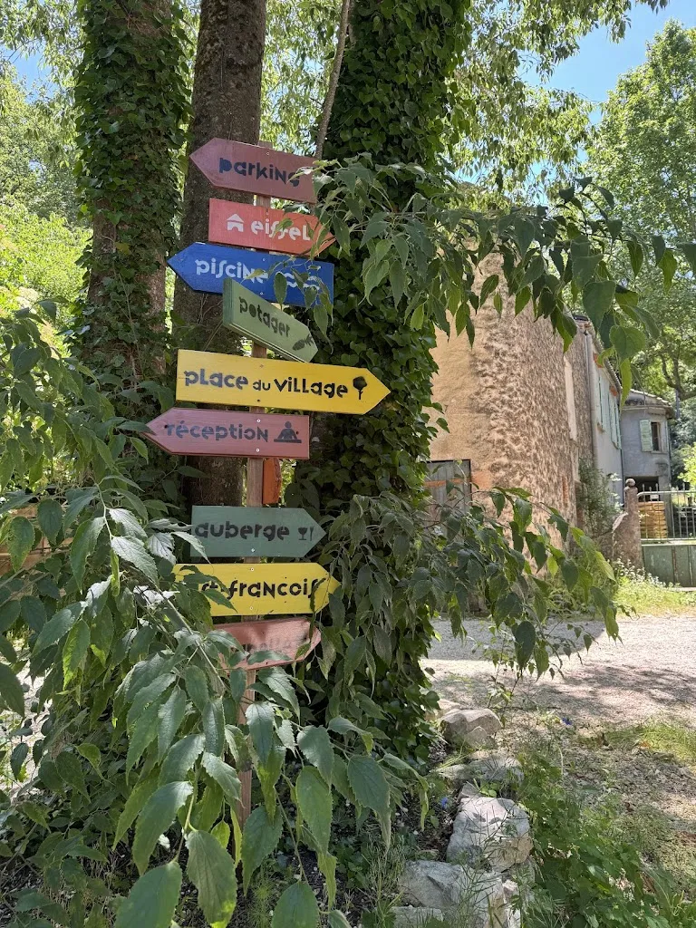 Marie de Conihout_La Guinguette De MontRieux_Méounes-lès-Montrieux_review