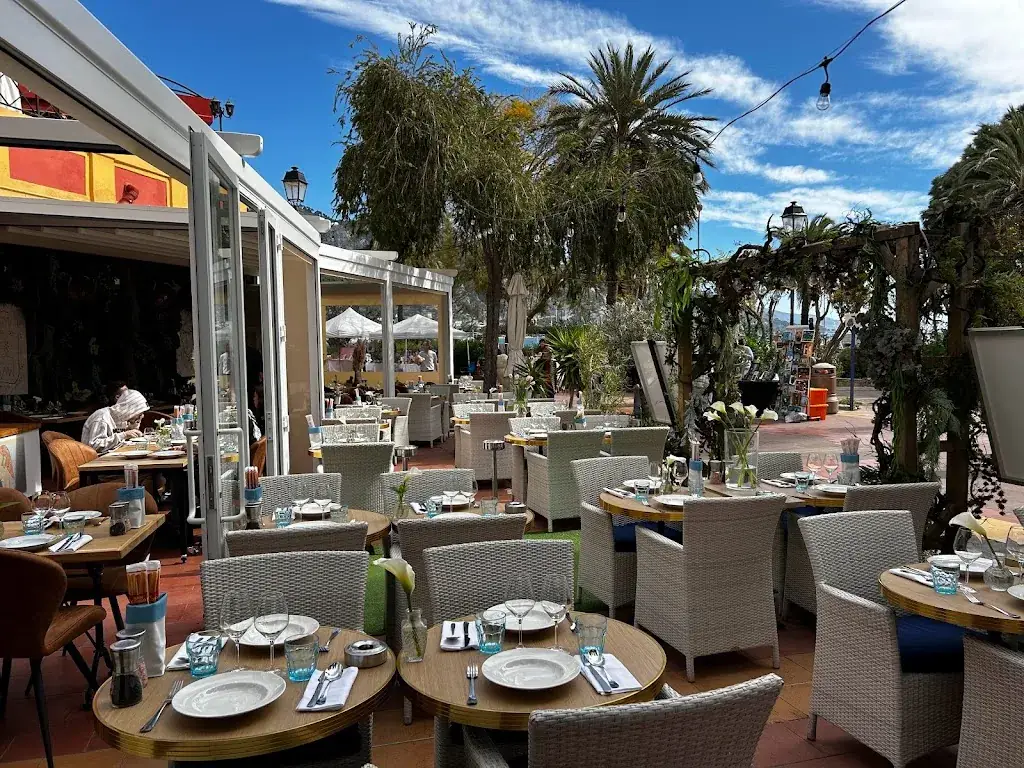 Les Enfants Terribles_Menton_slider_image_1